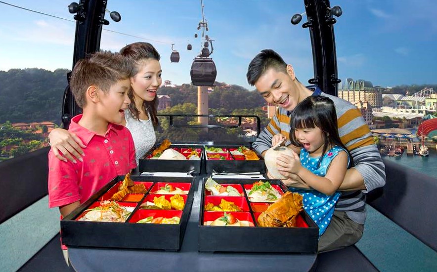 Cable Car Sky Dining - Singapore Flavours Cabin